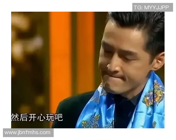 胡歌与足球明星亲密互动引发热议粉丝纷纷点赞支持